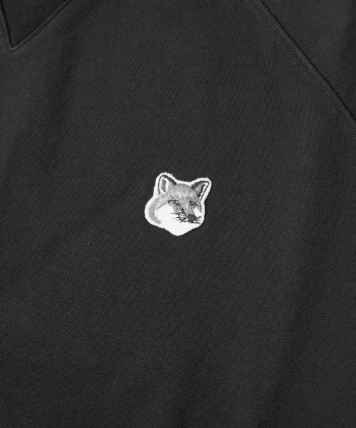 Maison Kitsune（メゾンキツネ）の「MAISON KITSUNE GREY FOX HEAD PATCH CLASSIC SWEATSHIRT メゾン キツネ グレーフォックス パッチ ワンポイント スウェット（スウェット・メンズ・ブラック/ネイビー/グレー・SMALL/MEDIUM/LARGE/X-LARGE/XX-LARGE）」の4枚目の写真