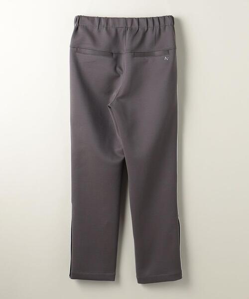 ASTRAET(アストラット)の「<ASTRAET>PE/PU スソボタン トラックパンツ(その他パンツ・レディース・ブラック/ダークブラウン・FREE)」の21枚目の写真