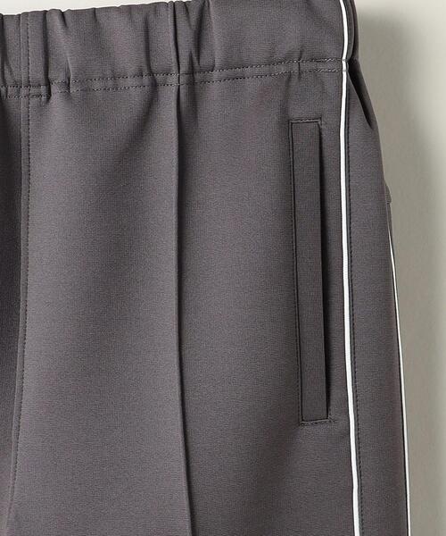 ASTRAET(アストラット)の「<ASTRAET>PE/PU スソボタン トラックパンツ(その他パンツ・レディース・ブラック/ダークブラウン・FREE)」の4枚目の写真