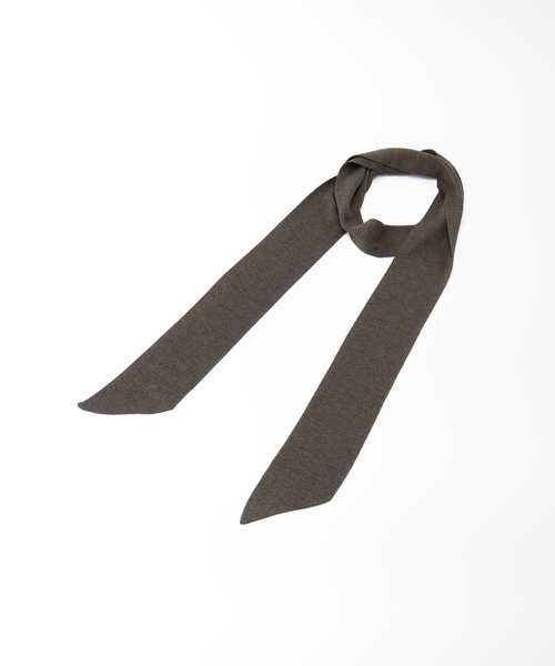 THROW（スロー）の「【THROW / スロー】別注 NARROW STOLE（マフラー・メンズ・ベージュ/ブラウン/ネイビー/ブラック・FREE）」の2枚目の写真