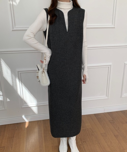 ECLIN（エクラン）の「バックスリットスキッパーロングジャンパースカート（ジャンパースカート・レディース・ブラック/ブラウン/グレー・S/M）」の6枚目の写真