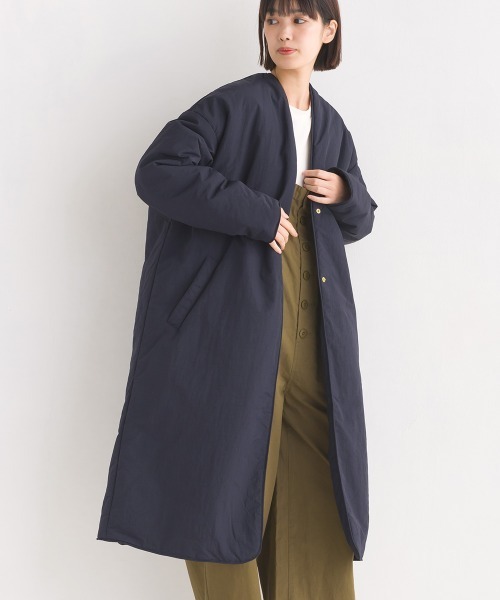 OMNES（オムネス）の「撥水加工ステッチレスノーカラーロングコート