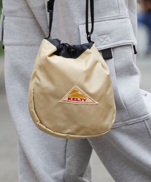 KELTY（ケルティ）の「ショルダーバッグ（ショルダーバッグ・メンズ・ブラック・ONE SIZE）」の4枚目の写真