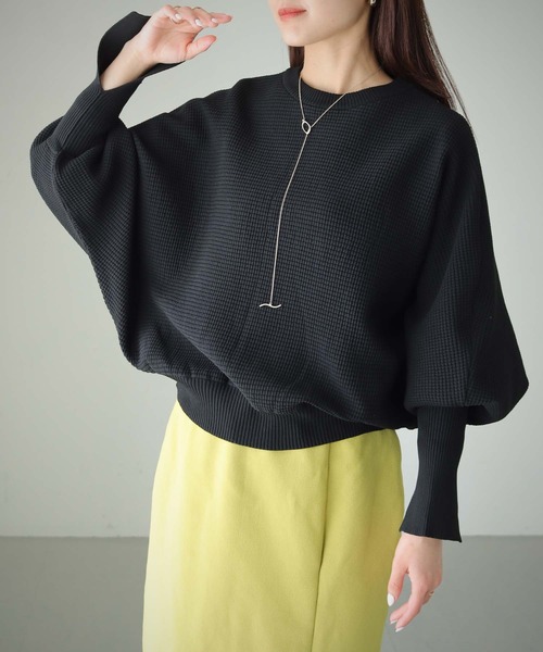 cheriella(シェリエラ)の「【cheriella】WEB限定スウェットライクドルマンニット(ニット/セーター・レディース・ライトグレー/ピンク/グリーン/ブラック/ブルー・M)」の2枚目の写真