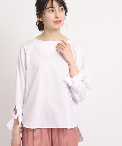 DRESKIP（ドレスキップ）の「◆【ワンポイントリボンで女性らしく】先染め袖リボン9分袖ブラウス（シャツ/ブラウス・レディース・グリーン系その他4/ホワイト系4/ネイビー系2/ピンク系/ピンク系7/オフホワイト・02/04/03）」の2枚目の写真