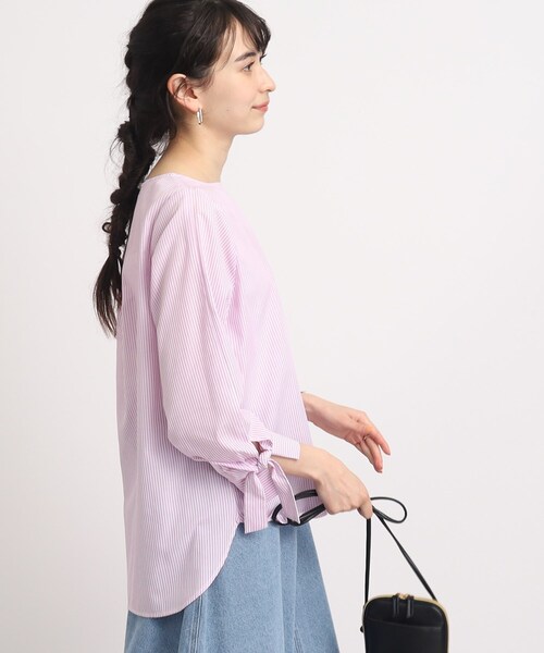 DRESKIP（ドレスキップ）の「◆【ワンポイントリボンで女性らしく】先染め袖リボン9分袖ブラウス（シャツ/ブラウス・レディース・グリーン系その他4/ホワイト系4/ネイビー系2/ピンク系/ピンク系7/オフホワイト・02/04/03）」の12枚目の写真