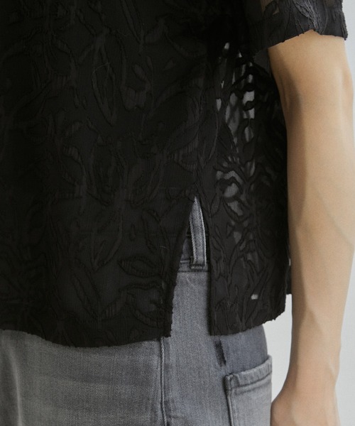 SALON adam et rope'（サロン アダム エ ロペ）の「【セットアップ対応】シアージャガードブラウス/シャツ（シャツ/ブラウス・レディース・ブラック/オフホワイト・FREE）」の13枚目の写真