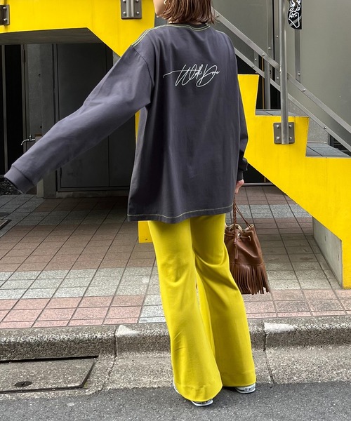 mi via loca（ミヴィアロカ）の「手書きロゴプリントロングスリーブTシャツ（Tシャツ/カットソー・レディース・ピンク/スミクロ/オフホワイト/ホワイト×ブラック・FREE/X-LARGE）」の18枚目の写真