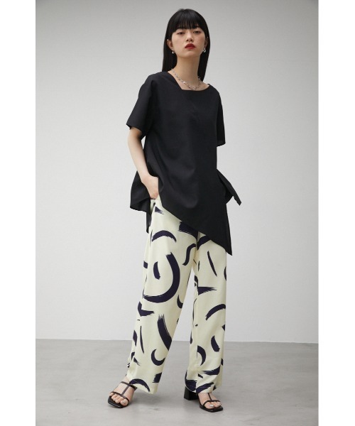 AZUL by moussy（アズールバイマウジー）の「2WAY SIDE TIE BLOUSE/2WAYサイドタイブラウス（Tシャツ/カットソー・レディース・ブラック/オフホワイト/ライトグリーン・SMALL/MEDIUM）」の16枚目の写真
