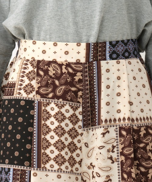 チチカカ(チチカカ)の「パッチワークプリントワイドパンツ(その他パンツ・レディース・ブラック/イエロー/グリーン・FREE)」の5枚目の写真