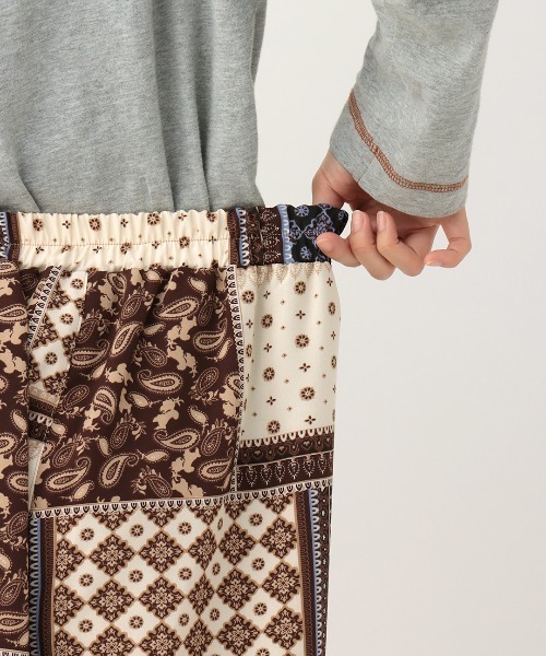 チチカカ(チチカカ)の「パッチワークプリントワイドパンツ(その他パンツ・レディース・ブラック/イエロー/グリーン・FREE)」の21枚目の写真