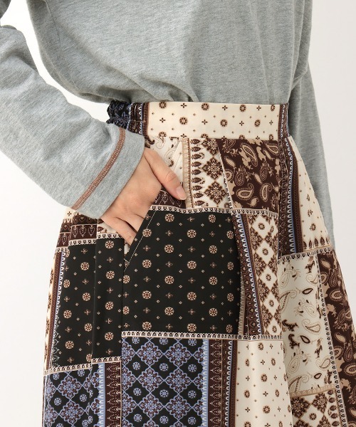 チチカカ(チチカカ)の「パッチワークプリントワイドパンツ(その他パンツ・レディース・ブラック/イエロー/グリーン・FREE)」の17枚目の写真