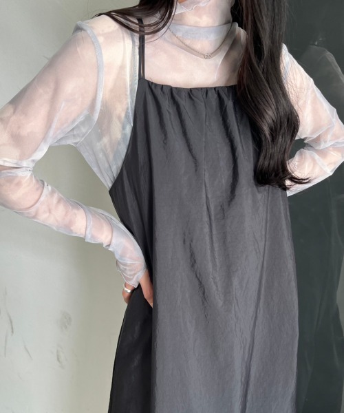 nemne store(ネンネストア)の「【低身長サイズあり】ナイロンキャミワンピース(ワンピース・レディース・ブラック/グレイッシュベージュ・MEDIUM/SMALL)」の8枚目の写真