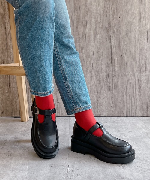 Noubel Voug Relax（ヌーベルヴォーグリラックス）の「T字 ストラップ トラックソール ローファー（ローファー・レディース・ブラック/ホワイト・S/M/L/LL/3L）」の17枚目の写真