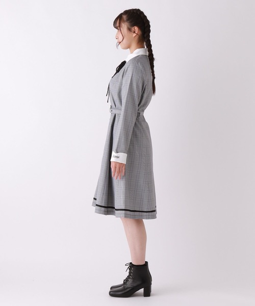 repipi armario(レピピ アルマリオ)の「【卒服】ウエストベルトワンピース(ワンピース・キッズ・グレー系その他/グレー/ベージュ系・MEDIUM/X-LARGE/LARGE/SMALL)」の16枚目の写真