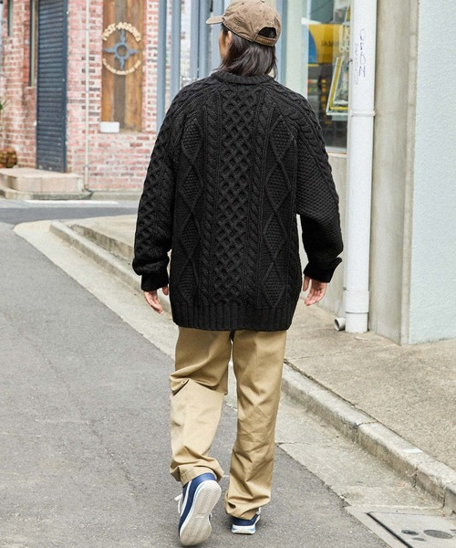 MONO-MART(モノマート)の「ビッグシルエットフィッシャーマンケーブルウォッシャブルニット(ニット/セーター・メンズ・アイボリー/ブラック/モカ/ネイビー/オレンジ/グレー系/グリーン系・M/L)」の22枚目の写真