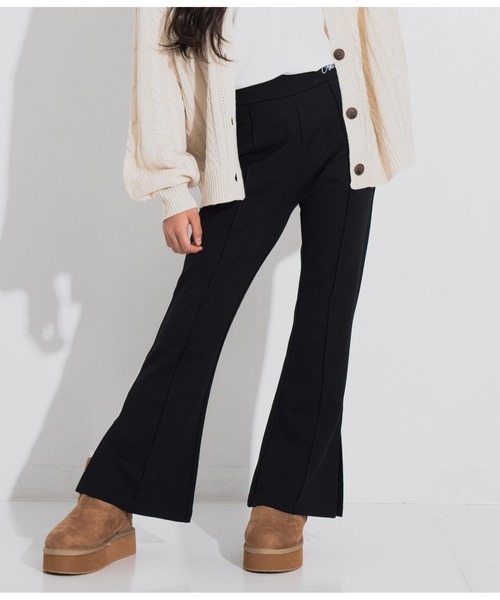 ANAP GｉRL（アナップガール）の「センタータックセミフレアパンツ（その他パンツ・キッズ・モスグリーン/ブラック/ブラウン・S/XS/M）」の2枚目の写真