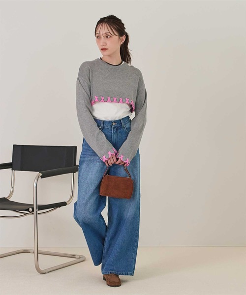 miette（ミエット）の「配色ステッチクロップドニットトップス（ニット/セーター・レディース・グレー/アイボリー/ネイビー/ブラック・FREE）」の5枚目の写真