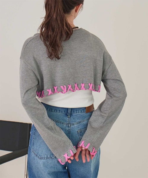 miette（ミエット）の「配色ステッチクロップドニットトップス（ニット/セーター・レディース・グレー/アイボリー/ネイビー/ブラック・FREE）」の6枚目の写真