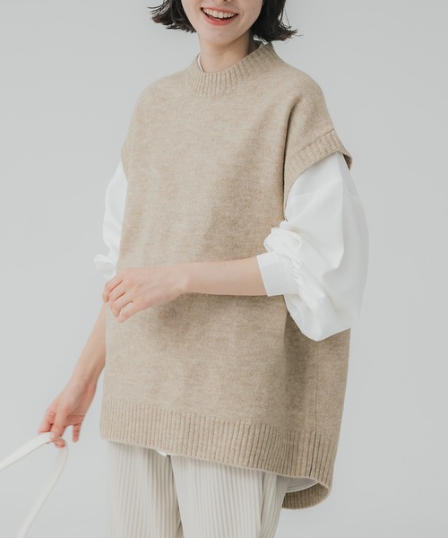 coca（coca）（コカ）の「ヤク風ハイネックニットベスト（ベスト・レディース・チャコール/ベージュ・M/L）」の2枚目の写真