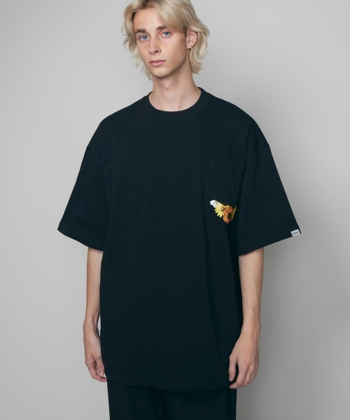 rehacer(レアセル)の「rehacer : Cycle Flower Pocket S/S HW T / サイクル フラワー ヘビーウエイト ポケット Tシャツ(Tシャツ/カットソー・メンズ・ブルー/ブラック/ネイビー・X-LARGE/MEDIUM/LARGE)」の4枚目の写真