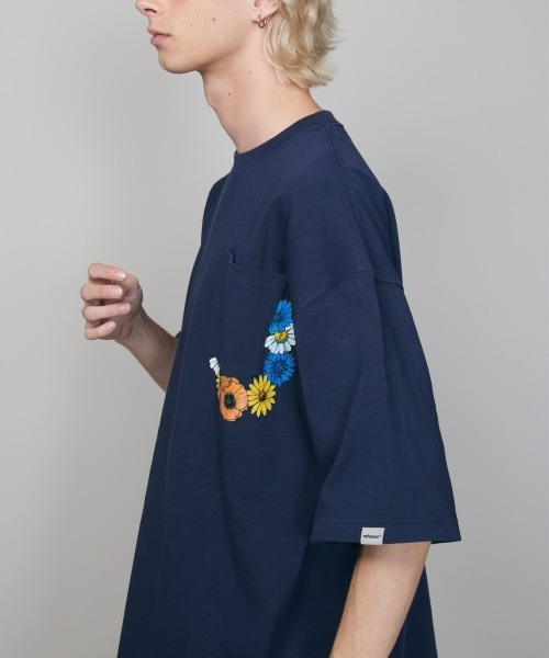 rehacer(レアセル)の「rehacer : Cycle Flower Pocket S/S HW T / サイクル フラワー ヘビーウエイト ポケット Tシャツ(Tシャツ/カットソー・メンズ・ブルー/ブラック/ネイビー・X-LARGE/MEDIUM/LARGE)」の10枚目の写真