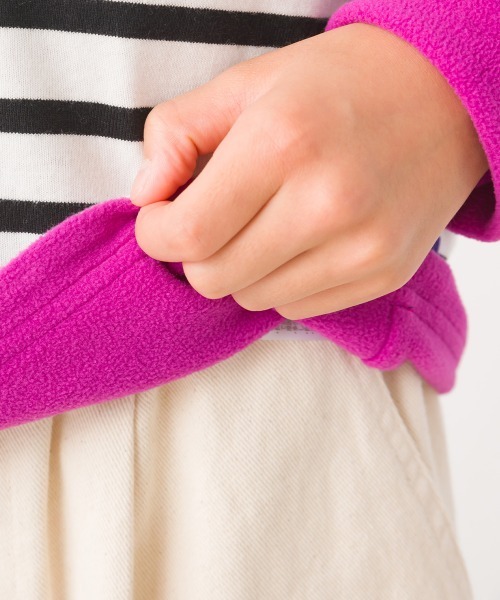 OMNES（オムネス）の「キッズ裏フリースあったか長袖Tシャツ（Tシャツ/カットソー・キッズ・ベージュ/ホワイト×ブラック/グレー×ホワイト/ホワイト・130/120/140/110/100）」の9枚目の写真