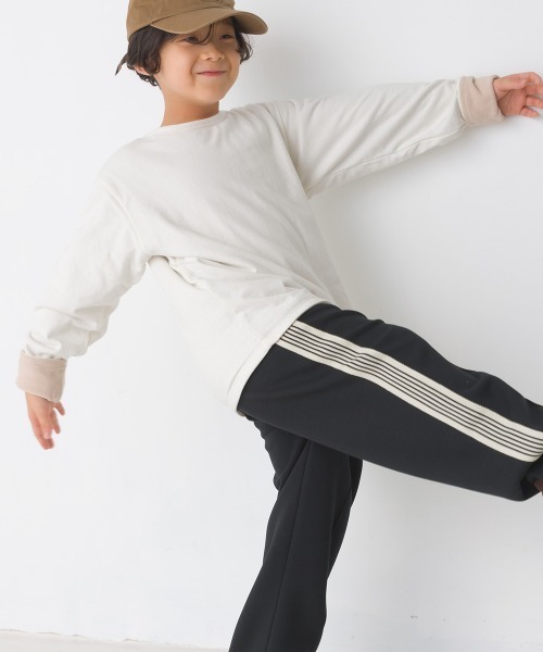 OMNES（オムネス）の「キッズ裏フリースあったか長袖Tシャツ（Tシャツ/カットソー・キッズ・ベージュ/ホワイト×ブラック/グレー×ホワイト/ホワイト・130/120/140/110/100）」の13枚目の写真