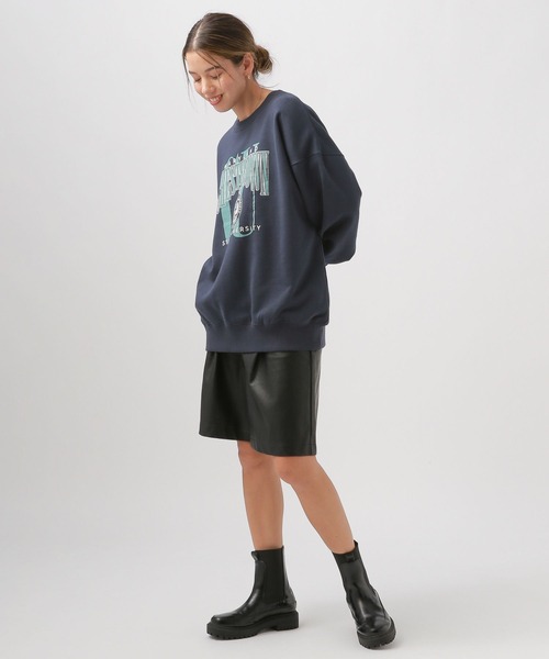 BAYFLOW(ベイフロー)の「カレッジロゴ裏毛プルオーバー(スウェット・レディース・マスタード/オリーブ/オートミール/ネイビー・FREE)」の22枚目の写真