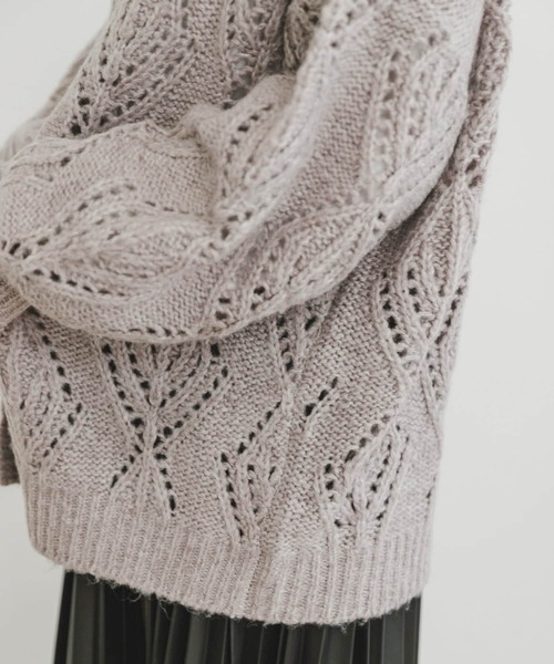 ITEMS URBANRESEARCH（アイテムズ アーバンリサーチ）の「ガラアミボリュームニットカーディガン（カーディガン/ボレロ・レディース・ライトベージュ/ブラウン・FREE）」の17枚目の写真