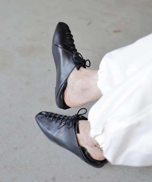 SESTO(セスト)の「スクエアトゥレースアップバブーシュパンプス(パンプス・レディース・シルバー/アイボリー/ブラック・23.5cm/22.5cm/24.5cm/23.0cm/24.0cm/25.0cm)」の19枚目の写真