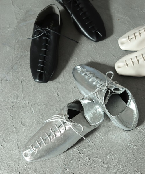 SESTO(セスト)の「スクエアトゥレースアップバブーシュパンプス(パンプス・レディース・シルバー/アイボリー/ブラック・23.5cm/22.5cm/24.5cm/23.0cm/24.0cm/25.0cm)」の9枚目の写真