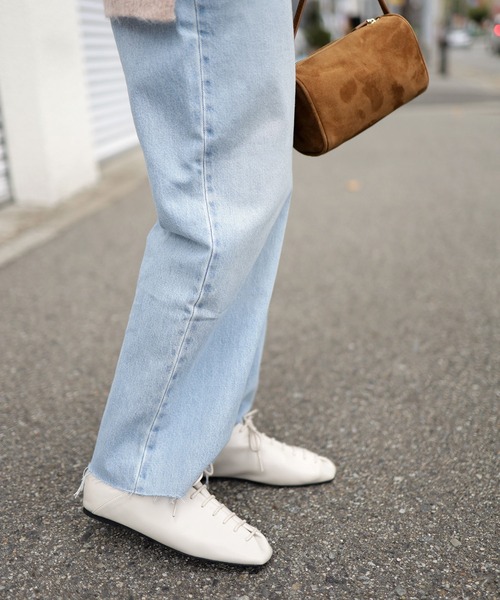 SESTO(セスト)の「スクエアトゥレースアップバブーシュパンプス(パンプス・レディース・シルバー/アイボリー/ブラック・23.5cm/22.5cm/24.5cm/23.0cm/24.0cm/25.0cm)」の13枚目の写真