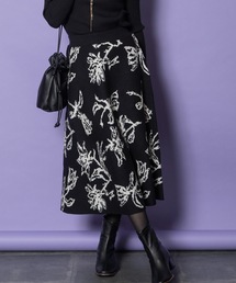 ELVENCE DEUX（エルベンスドゥ）の「ハナガラニットフレアＳＫ（スカート）」