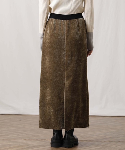 Gready Brilliant（グレディブリリアン）の「ベロアタイトスカート（スカート・レディース・モカ/チャコールグレー・38）」の21枚目の写真