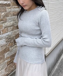 ショルダーリボンニット