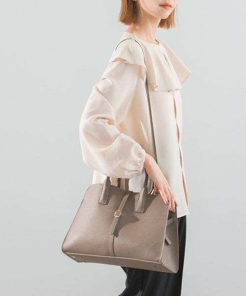 URBAN RESEARCH ROSSO WOMEN(アーバンリサーチ ロッソ)の「ベルト付ステッチトートバッグ(ハンドバッグ・レディース・ブラウン系その他/グレー系その他・-)」の6枚目の写真