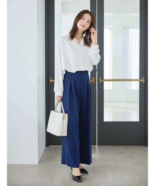 美品＊23区 パールモチーフVネックブラウス 48 大きいサイズ ネイビー 長袖 美品＊23区 パールモチーフVネックブラウス 48 大きいサイズ ネイビー