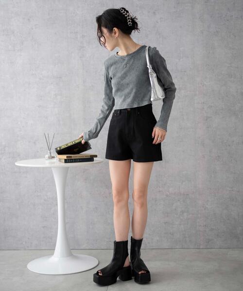 WEGO(ウィゴー)の「WEGO/バルキーヒールブーツサンダル(ブーツ・レディース・オフホワイト/ブラック・MEDIUM/LARGE)」の3枚目の写真