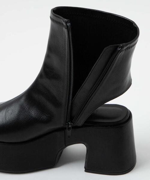 WEGO(ウィゴー)の「WEGO/バルキーヒールブーツサンダル(ブーツ・レディース・オフホワイト/ブラック・MEDIUM/LARGE)」の13枚目の写真