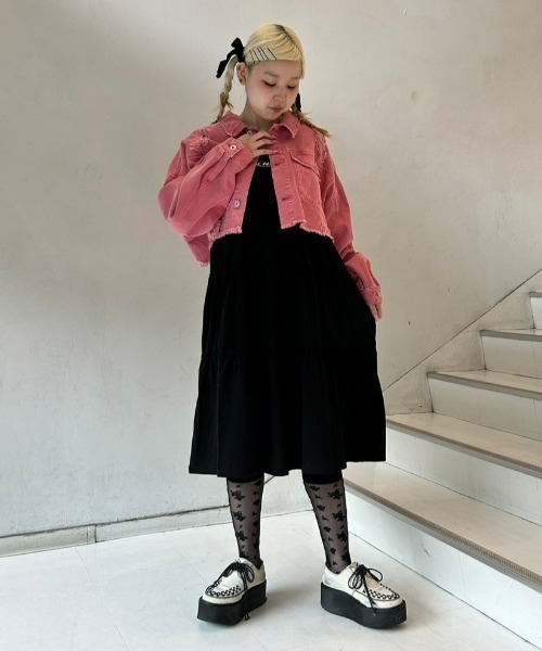 Candy Stripper（キャンディストリッパー）の「CND TIERED CAMISOLE ワンピース（ワンピース・レディース・ブラック/ベージュ/グレー・2）」の5枚目の写真