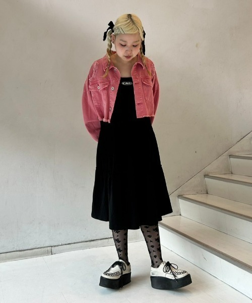 Candy Stripper（キャンディストリッパー）の「CND TIERED CAMISOLE ワンピース（ワンピース・レディース・ブラック/ベージュ/グレー・2）」の4枚目の写真
