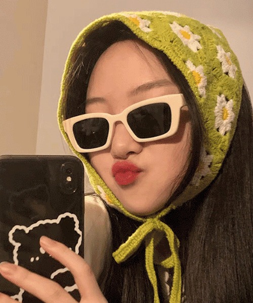 MEMECLE(メメクル)の「【 MEMECLE / メメクル 】フラワークロシェ2WAYヘッドスカーフ バブーシュカ(その他ヘアアクセサリー・レディース・グリーン系1/レッド系1/ホワイト系2/ホワイト系1/パープル系1/その他3/その他2/その他1/ピンク系2/ピンク系1/ブルー系1/ホワイト系3/ホワイト系5/ホワイト系4/その他4・FREE)」の22枚目の写真