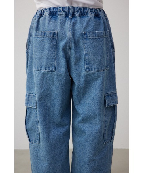 AZUL by moussy（アズールバイマウジー）の「AZUL DENIMワイドカーゴ（デニムパンツ・メンズ・ホワイト/ライトブルー・FREE）」の8枚目の写真