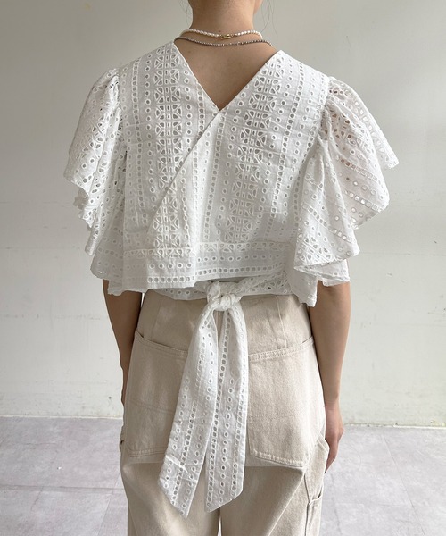 SHENERY（シーナリー）の「カットワークレースブラウス（シャツ/ブラウス・レディース・ホワイト/ブラック・FREE）」の16枚目の写真