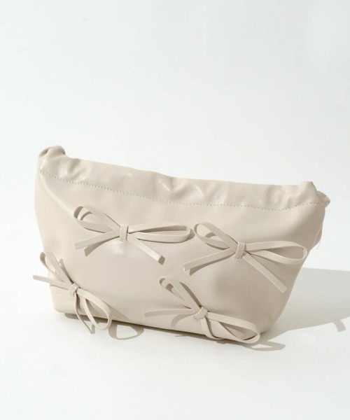 flower(フラワー)の「リボンチェーンバッグ(ショルダーバッグ・レディース・アイボリー・FREE)」の9枚目の写真