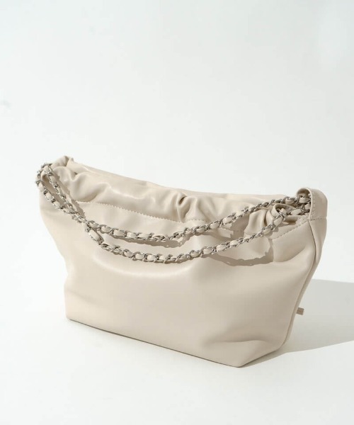 flower(フラワー)の「リボンチェーンバッグ(ショルダーバッグ・レディース・アイボリー・FREE)」の10枚目の写真