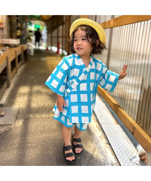 p.premier（ピードットプルミエ）の「BIG格子柄ゆったりシルエット甚平（浴衣・キッズ・ターコイズブルー/レッド/ブラック・130/120/140/110/100/90/80）」の4枚目の写真