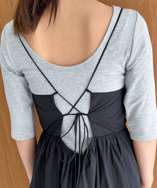 Doux archives（ドゥアルシーヴ）の「バックリボンキャミワンピース（ワンピース・レディース・ベージュ/ブラック/ブラウン・FREE）」の4枚目の写真