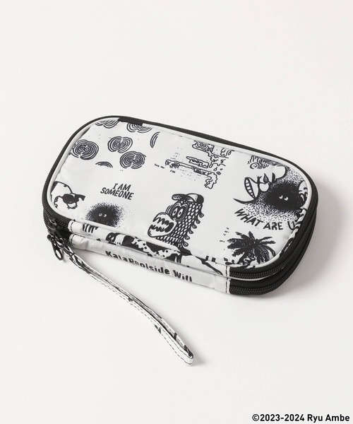 RAGEBLUE（レイジブルー）の「【Ryu Ambe】コラボポーチ（ポーチ・メンズ・ブラック/その他/ホワイト/ブラック系その他・FREE）」の3枚目の写真